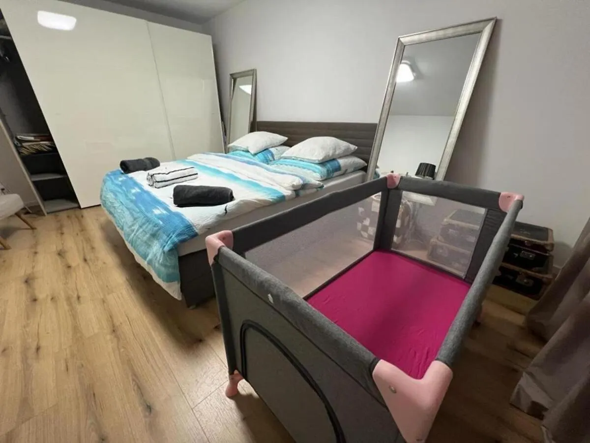 Apartment Stylish 1-Bedroom Condo Close To Exhibition Square Basel